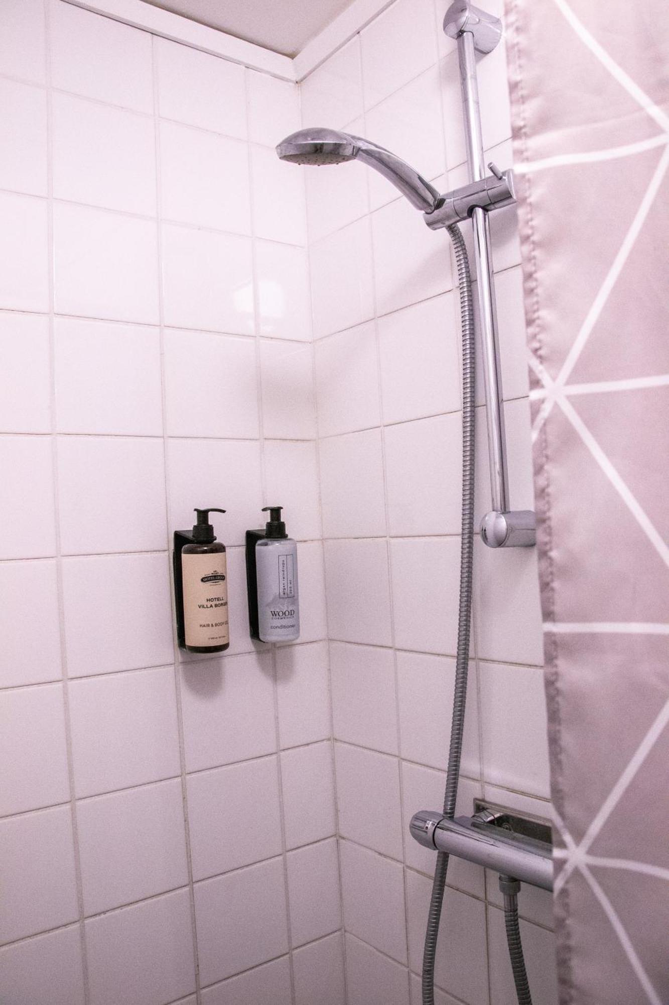Adelsgatan Bed & Breakfast VBY Zewnętrze zdjęcie